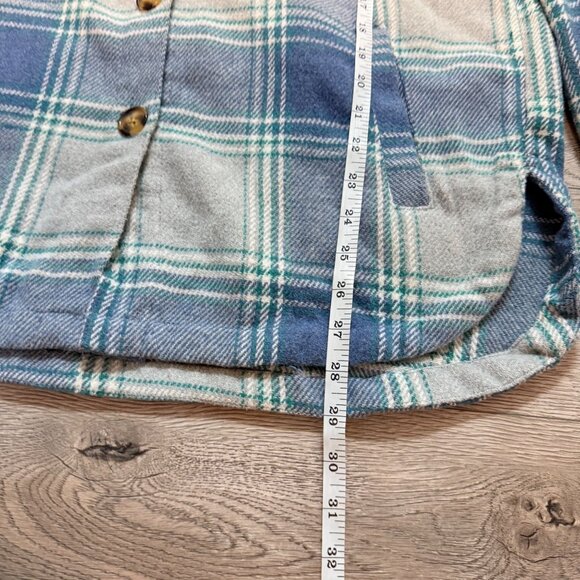 Womens Plaid Shacket Size M Blue Gray Button Up Coat Warm Cabincore Jacket - Picture 10 of 16